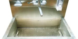 Single Tap Scrub Station