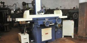 SM-1530 Manual Surface Grinding Machine