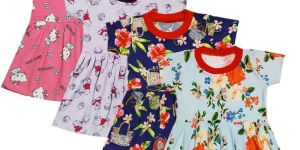 Girls Frocks Casual Dress (Age Group : 0 Months to 4 Years)