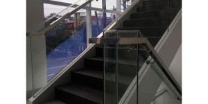 Stainless Steel Glass Railing