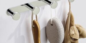 Wall Hook Quadruple H2O