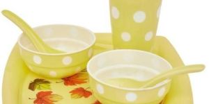Plastic Dinner Set