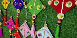 Woolen Kites