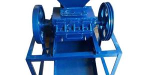 Bolder Supari Cutting Machine