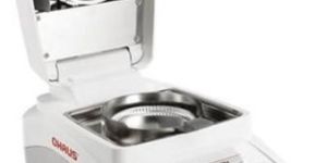 Moisture Analyzer