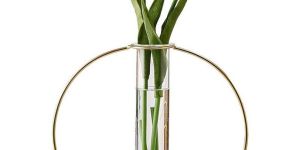 Single Metal Wire Glass Tube Vase