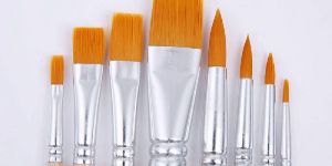 Flat and Round Artist Brush