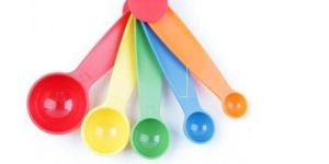 Plastic Measuring Spoons