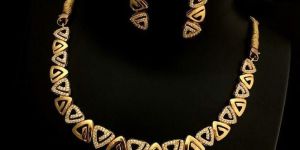 Natural Yellow Gold Real Diamond Designer Necklace Set