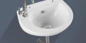 Ceramic Simple Wall Mounted Wash Basin