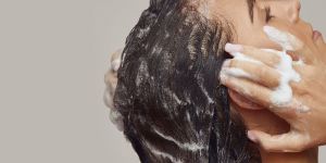 Onion Yogurt and Curry Leaves Shampoo