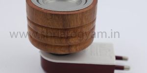 SA Wooden Kapoor Dani