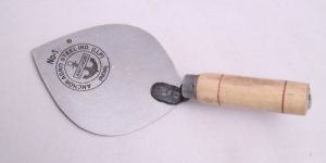 Paan Cut Karni with Wooden Handles