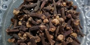 Cloves