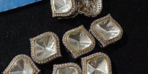 HIGH QUALITY KUNDAN BROOCH