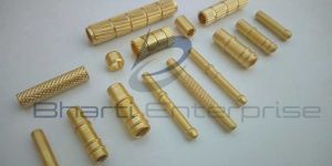 Brass Knurled Pipe