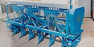 Moga Seed Cum Fertilizer Drill Machine
