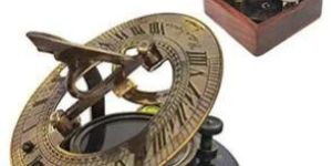 Circular Type Sundial Compass with Wooden Box