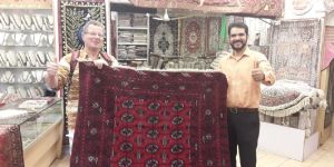 Kashmiri Carpets