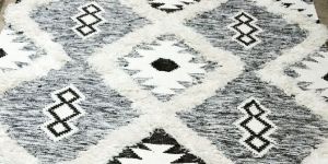 Saiggy Kilim Carpet