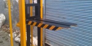 Hydraulic Material Handling Lift