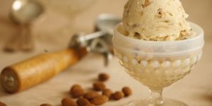 Roasted Almond Ice Cream