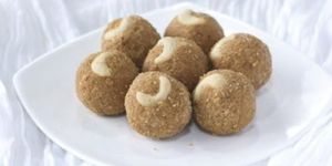 Pure Ghee Besan Ladoo