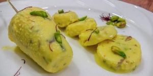 Kesar Pista Kulfi Ice Cream