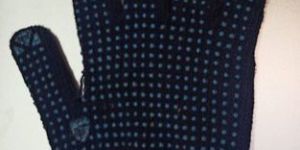 Plain PVC Dotted Gloves