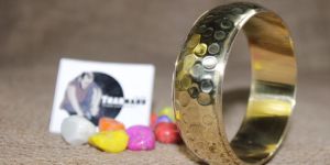 Hammer Brass Golden Ladies Brass Bangle