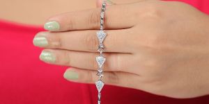 Perfect for Party Our Unique Diamond Bracelet