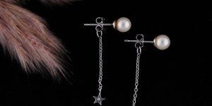 White Pearl Hanging Silver Star Earring