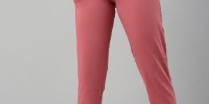 Women Solid Rasty Pink Cigarette Pants