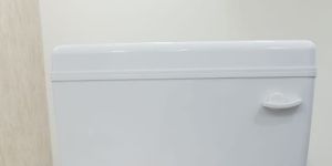 Heavy Toilet Flushing Cistern