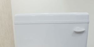 Medium Toilet Flushing Cistern