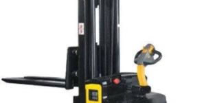 Fully Electric Stacker
