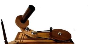 Rosewood Yarn Winder