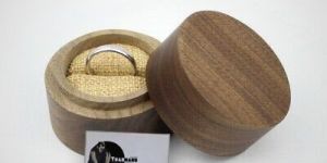 Wooden Round Ring Box