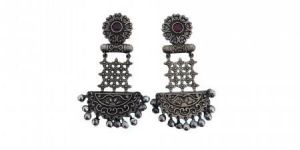 Oxidised Finish Dangle