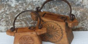 Wooden Oil Pot