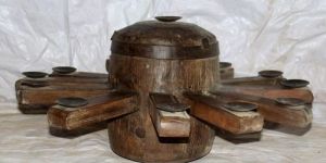 Wooden Wheel Candle Stand