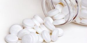 Dicyclomine Hydrochloride & Paracetamol Tablets