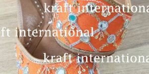 Ladies Leather Jutti