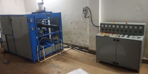 FOOD PRODUCTS PACKAGING MACHINE