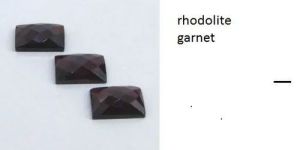 Rhodolite Garnet Gemstone