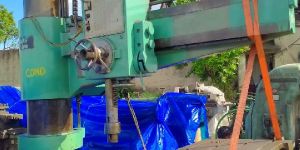 Geared Radial Drill Machine