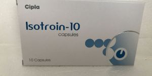 Isotroin Capsules