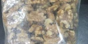 Walnut Kernels