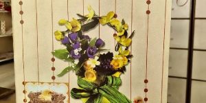 Yellow Design Gifting Paper Bags