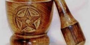 Wooden Mortar & Pestle